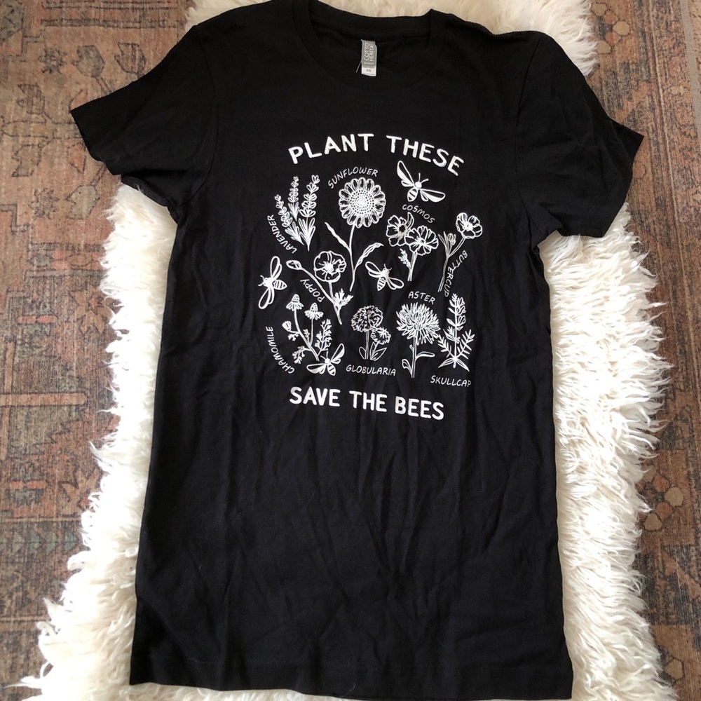 Black Graphic Tee - Save the Bees - Picture 2 of 4
